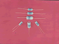 CA41型小型固體固體鉭電解電容器實物圖